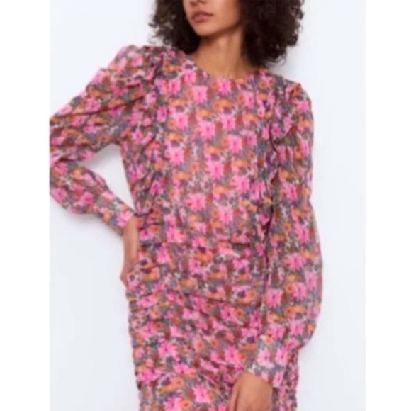 ZARA pink ruched floral mini dress blogger fave - Picture 6 of 15